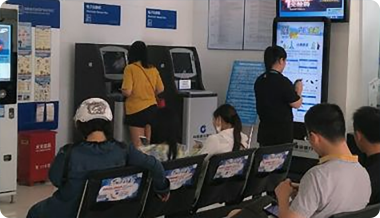 视频规模庞大，人工漏检风险高