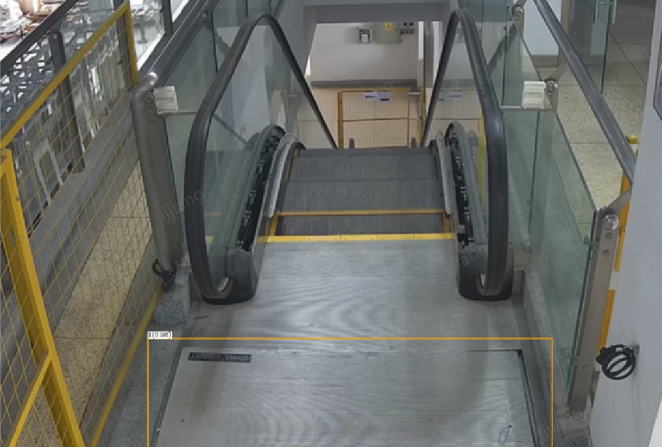 扶梯踏板异常检测