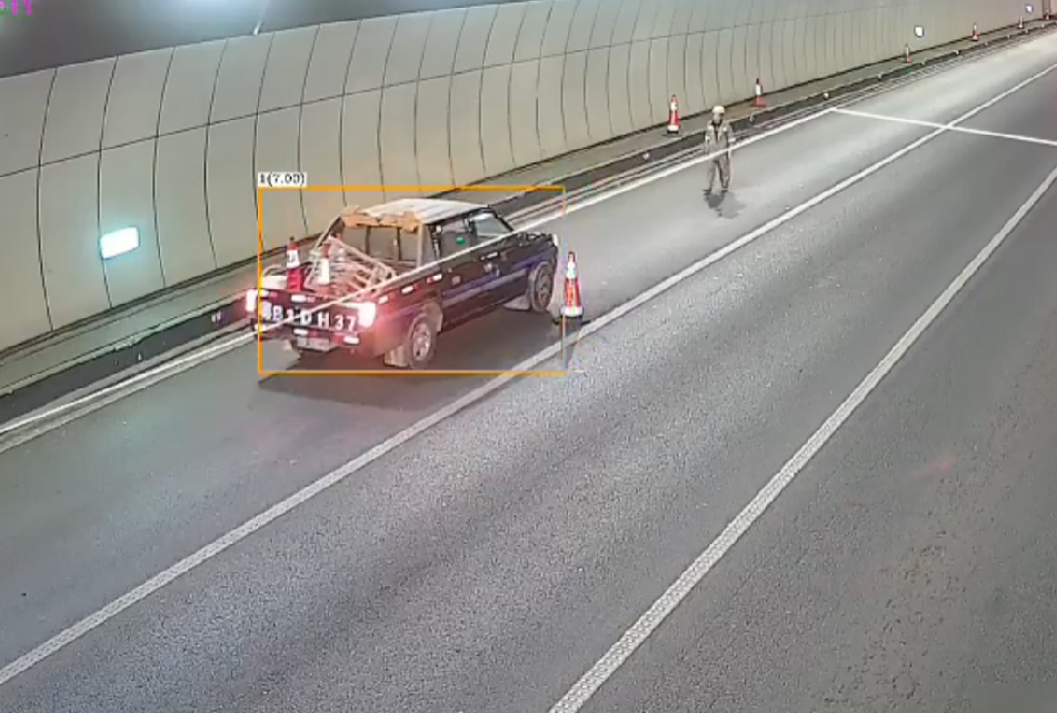 Wrong-way Vehicle Detection