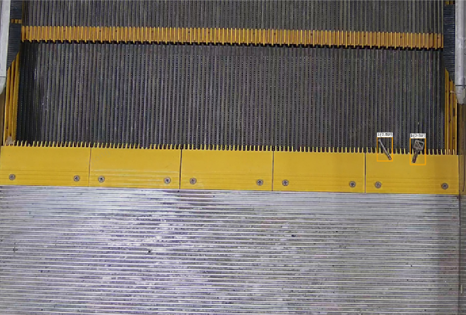 Escalator Comb Plate Foreign Object Detection
