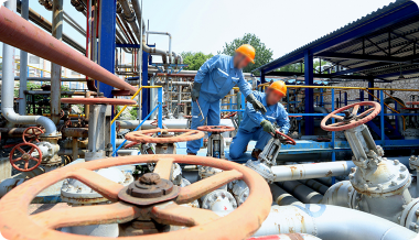 Inefficiency of Traditional Supervision